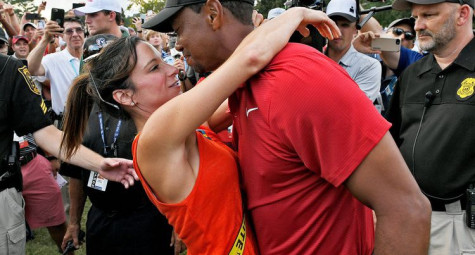 Tiger Woods bị bạn gái cũ Erica Herman tố quấy rối tình dục