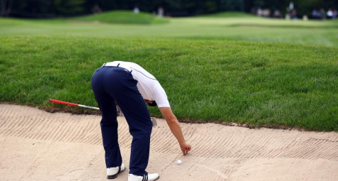 Luật Golf: Có được di chuyển hòn đá để cải thiện cú đánh?