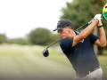 Phil Mickelson: Một chuyển động nhỏ ở chân giúp golfer phát bóng xa hơn