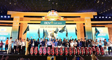 CLB Họ Nguyễn Thăng Long và CLB Khỉ Vàng thắng giải Vô địch các CLB Golf Hà Nội Mở rộng - BIDV Cup 2023