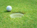 2 lý do khiến bạn hay trượt short putt