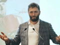 Jon Rahm né tránh truyền thông sau khi sang LIV Golf