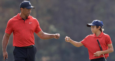 Tiger Woods cùng con trai Charlie tái đấu tại PNC Championship 2022