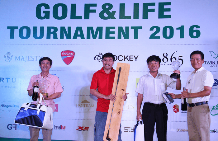 Nhất bảng A golfer Nguyễn Mạnh Thắng