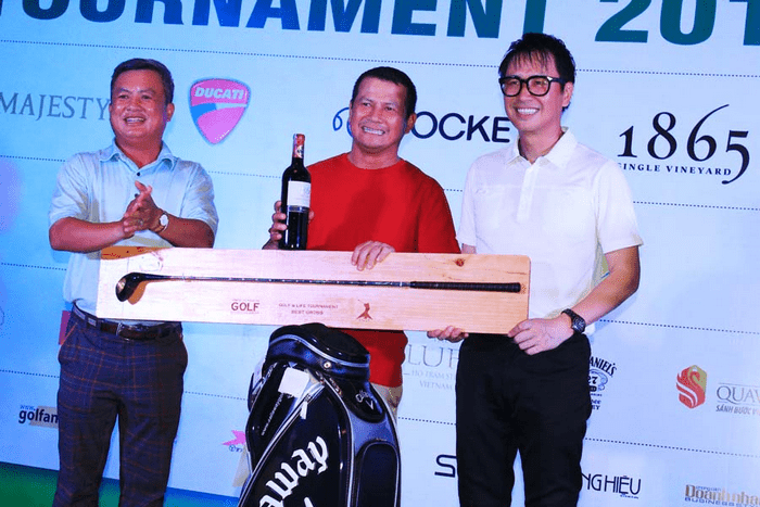 Golfer Hoàng Ngọc Quý đã xuất sắc lên ngôi vô địch
