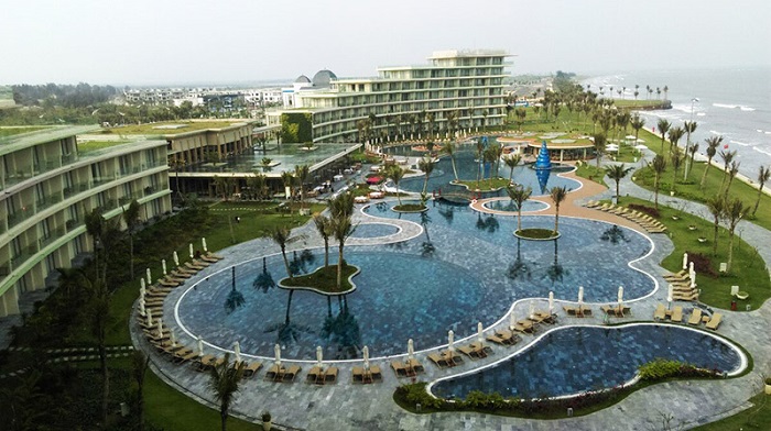 FLC Sầm Sơn là "resort có nhiều bể bơi nhất Việt Nam"