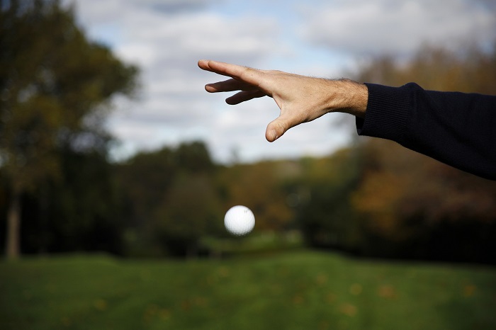fall-golf-drop-ball