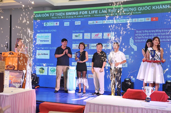Best Gross Nữ - Golfer Mai Thúy Vi.