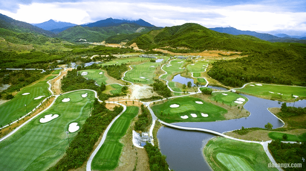 Bước tiến mới của du lịch golf miền Trung