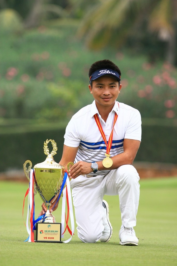 Golfer Lê Hữu Giang
