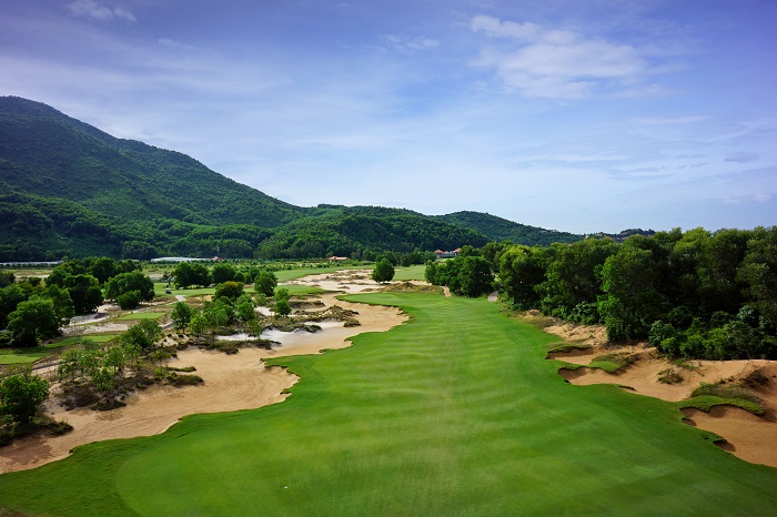 Laguna Golf Lăng Cô Việt Nam