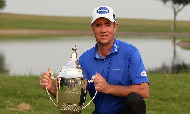 Scott Hend wins Players’ Player of the Year Award