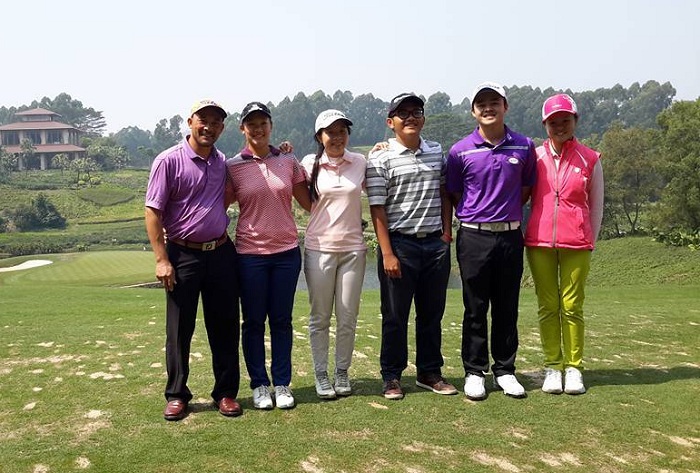 5 VĐV trẻ thi đấu mùa giải thứ 10 cùng golfer Nguyễn Huy Tiến. Ảnh Huy Tiến
