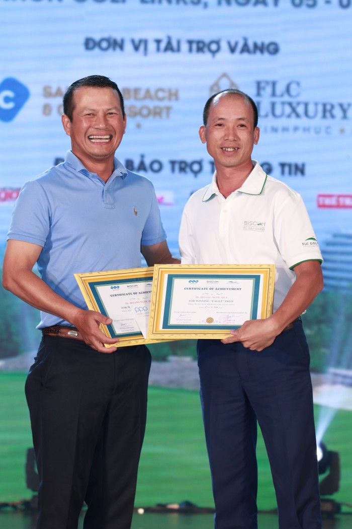 Golfer Andrew Hùng Phạm vô địch Biscom Golf Tournament 2017.