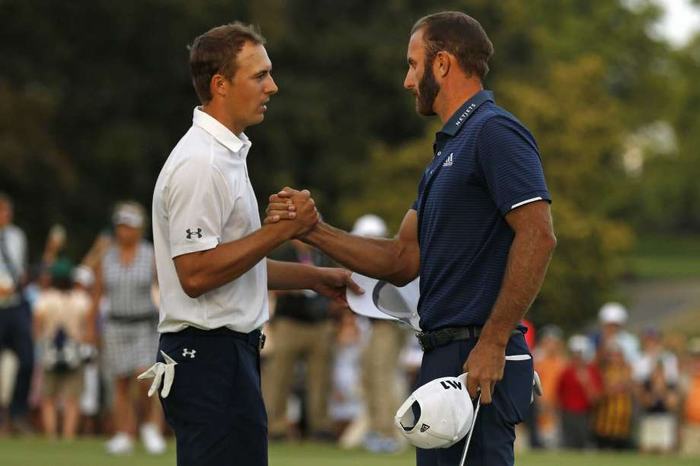 Spieth (trái) và Johnson