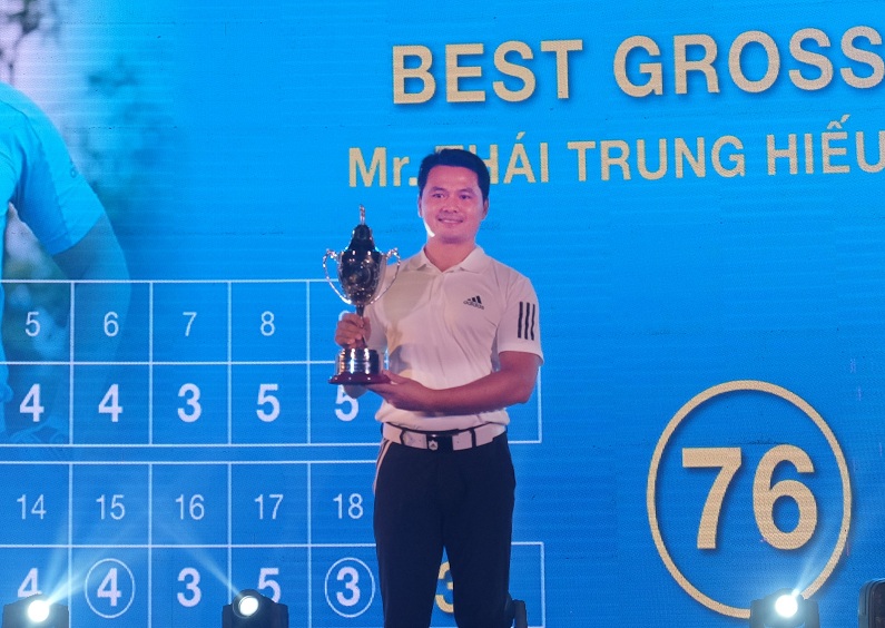 AMD Golf Challenge 2017: Golfer Thái Trung Hiếu vô địch