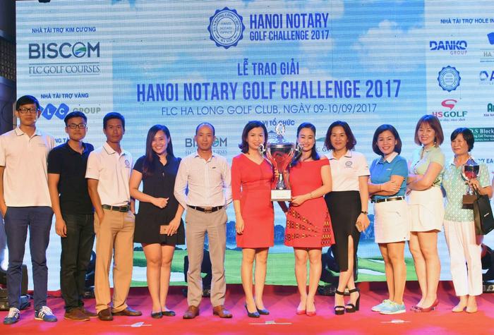 Golfer Trần Mai Anh vô địch Hanoi Notary Golf Challenge 2017
