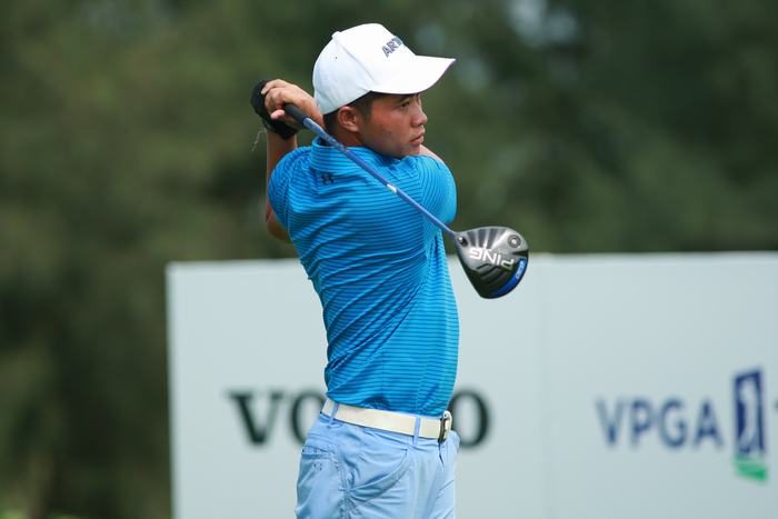 Golfer Nguyễn Hữu Quyết