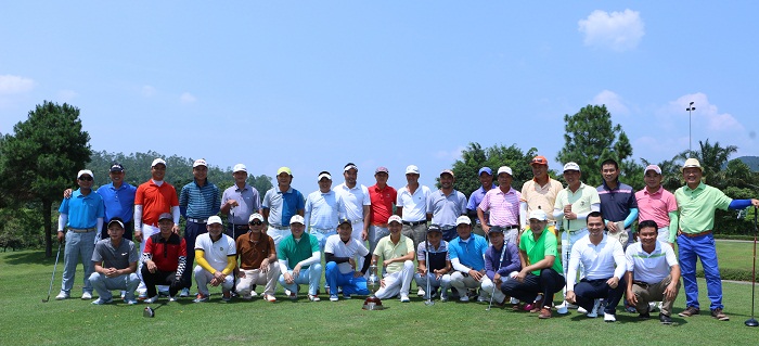 Các golfer tham dự vòng Qualify tại sân golf Tam Đảo năm 2016