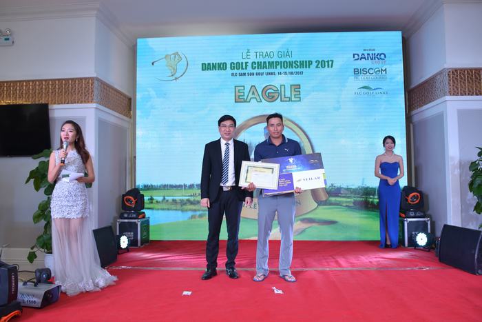 Golfer Lê Minh Hoàn