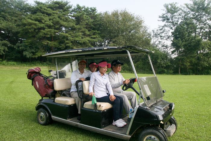 Chơi golf ở Triều Tiên 8