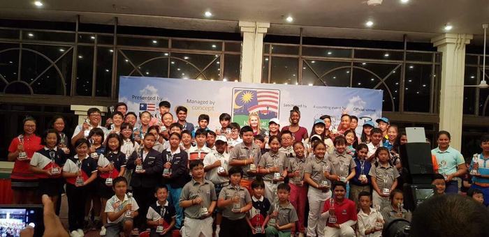 Golfer trẻ Quang Anh vô địch bảng U12 tại Kids Golf World Championship 2017