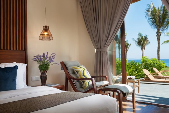 Tất cả các Villas, Condotel và phòng khách sạn tại Mövenpick Resort Cam Ranh đều hướng biển và nhìn thấy biển