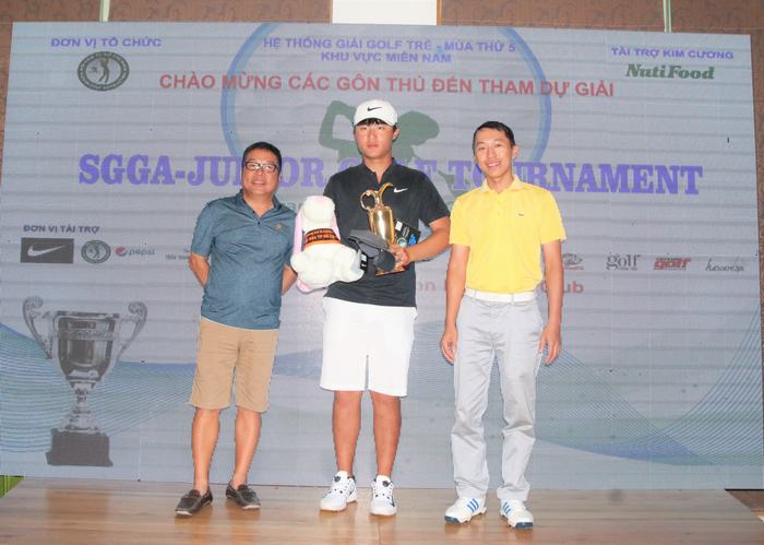 Golfer Kang seok giành giải Best gross