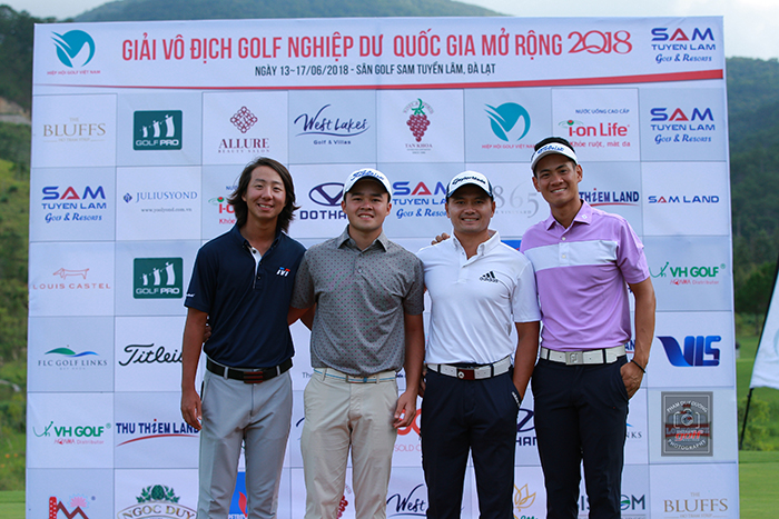 4 golf thủ tuyển Nam ASIAD 2018. Từ trái qua: Nguyễn Hùng Dũng, Nguyễn Phương Toàn, Thái Trung Hiếu, Trương Chí Quân