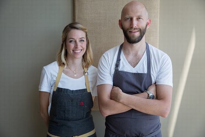 Chefs Carrie và Rupert Blease