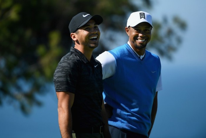 Tiger Woods (phải) sẽ chung nhóm cùng Jason Day