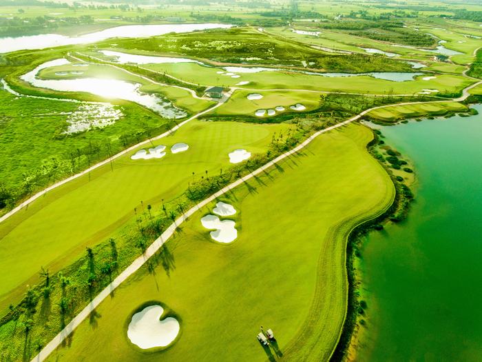 West Lakes Golf & Villas – đỉnh cao trải nghiệm cho Golfer