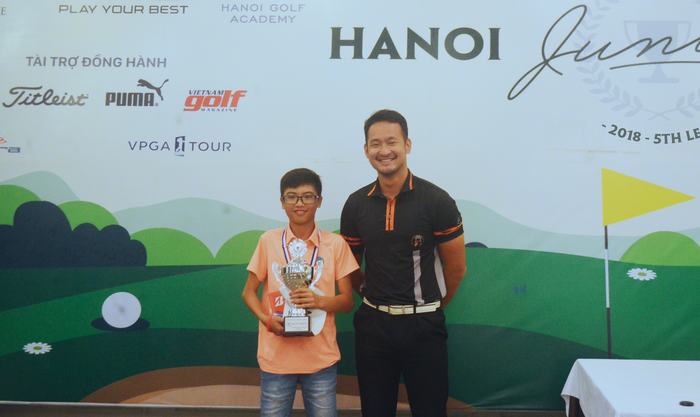 Nguyễn Quang Trí vô địch vòng 5 với +11 gậy