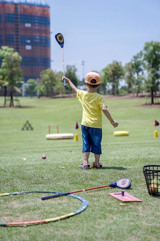 5 bước để con trẻ yêu Golf