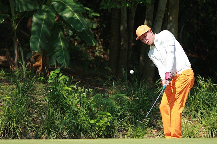 Nam diễn viên Bình Minh mới tập chơi golf không lâu, nhưng đã rất nhiệt tình tham dự giải