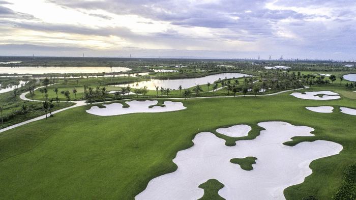 Vinpearl Golf Hải Phòng với hố đầm lầy đặc thù, đem tới nhiều trải nghiệm thú vị dành cho Golfer