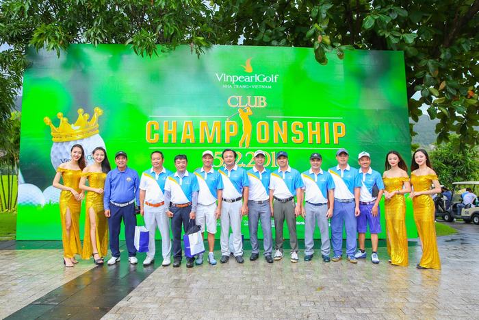 Khai mạc giải đấu