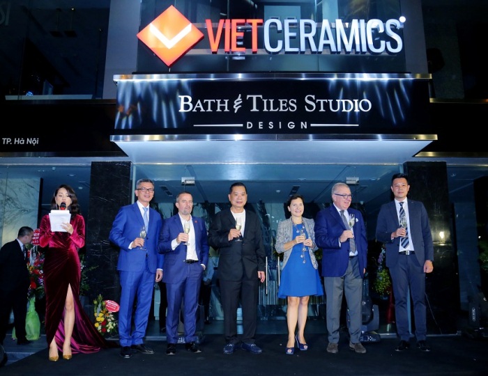 Vietceramics launched the 2nd Bath & Tiles Studio in Hanoi