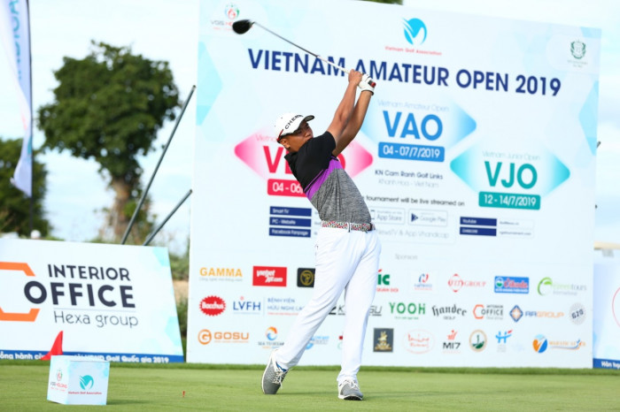 Sân golf KN của Cá Mập Trắng "nóng rực" với sự có mặt của các ngôi sao golf Việt