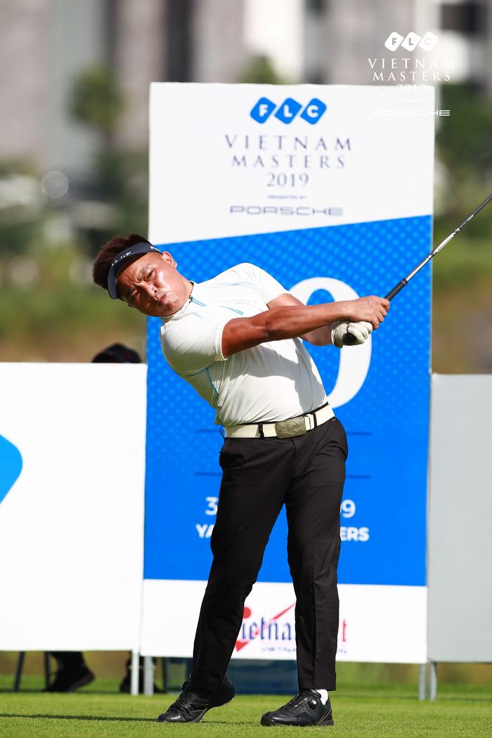 Golfer Lê Hữu Giang