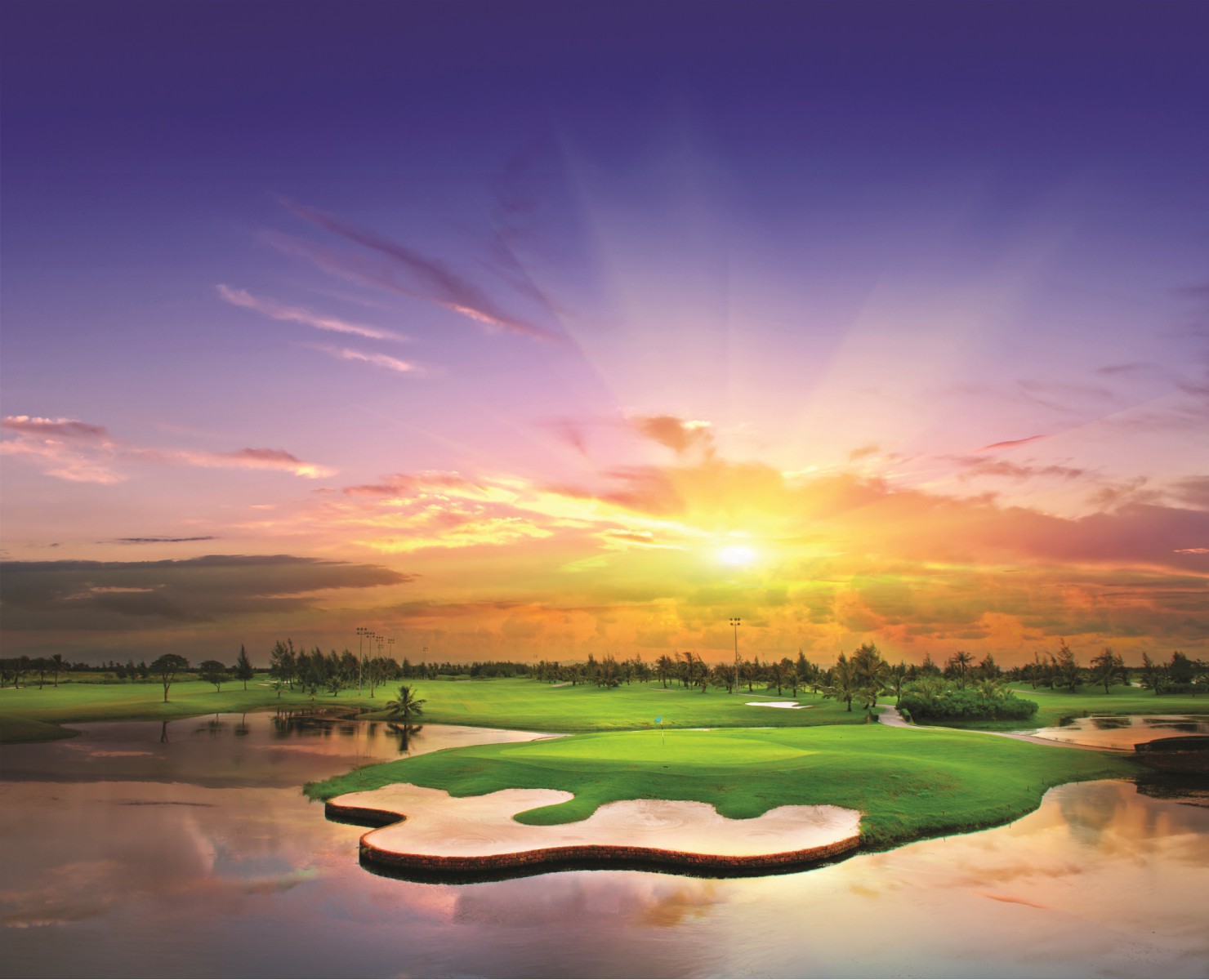 Vẻ đẹp của BRG Ruby Tree Golf Resort chào ngày mới