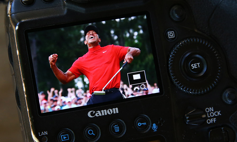 Vững vàng vươn lên sau vấp ngã, Tiger Woods liên tục hái quả ngọt trong năm nay. (Ảnh: Golfweek)
