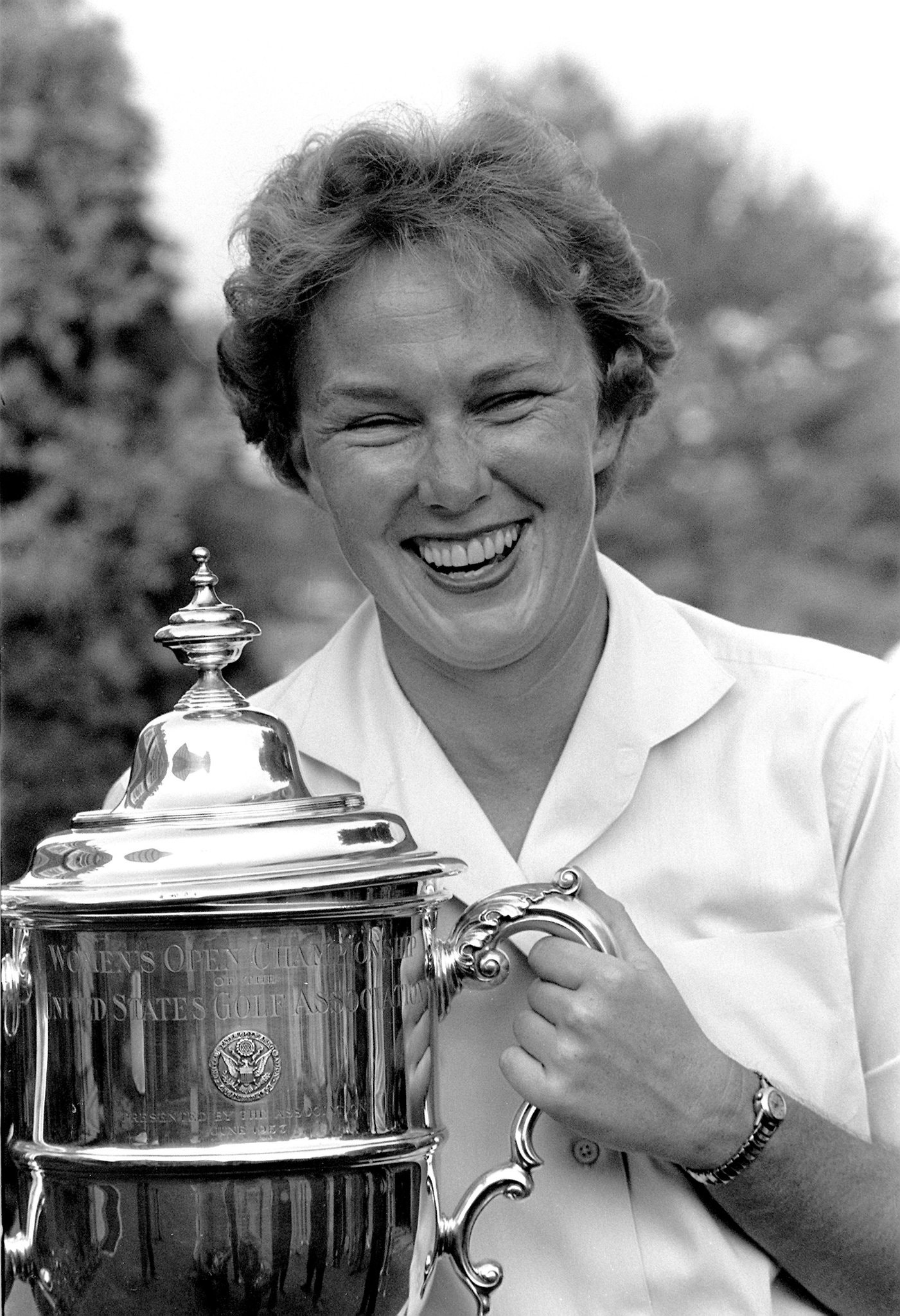 Mickey Wright vói chiến thắng lần thứ 3 tại Women’s National Open năm 1961. (Ảnh: Associated Press)