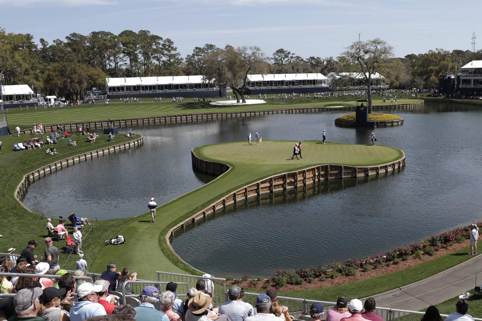 Sân TPC Sawgrass - địa điểm tổ chức giải đấu quy mô lớn nhất PGA Tour với tổng quỹ giải thưởng lên đến 15 triệu đô.