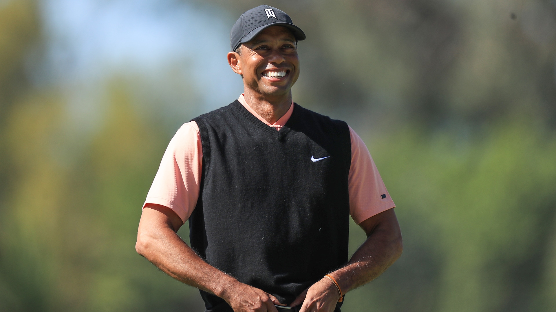 Tiger Woods được sánh vai với các huyền thoại golf như Arnold Palmer, Sam Snead hay Ben Hogan. (Ảnh: Getty Images)
