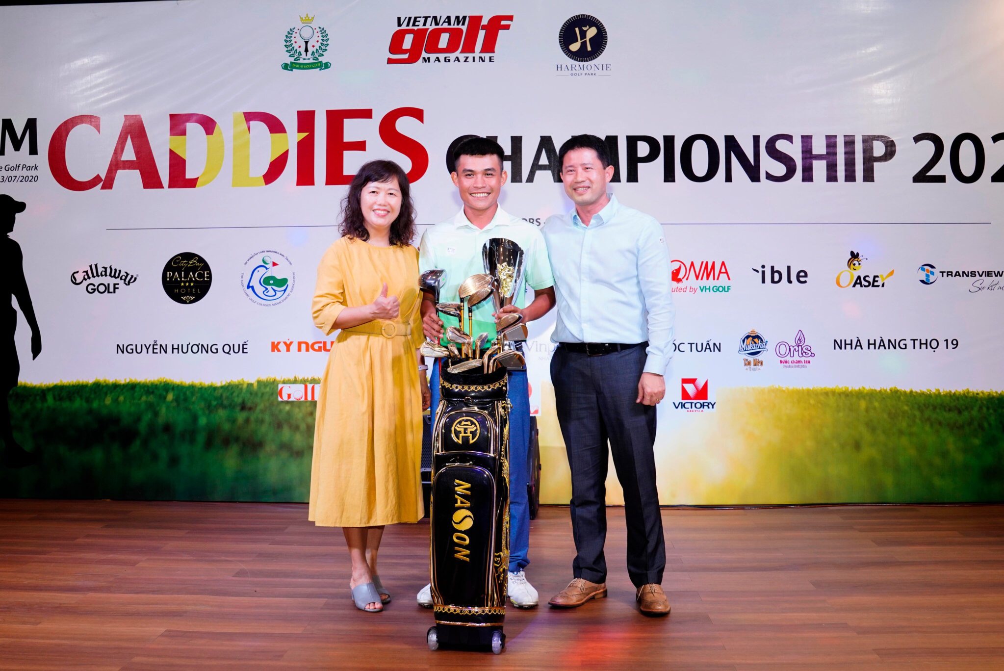 Nguyễn Khoa Nam đến từ sân golf Tân Sơn Nhất  lập kỷ lục -2 gậy
