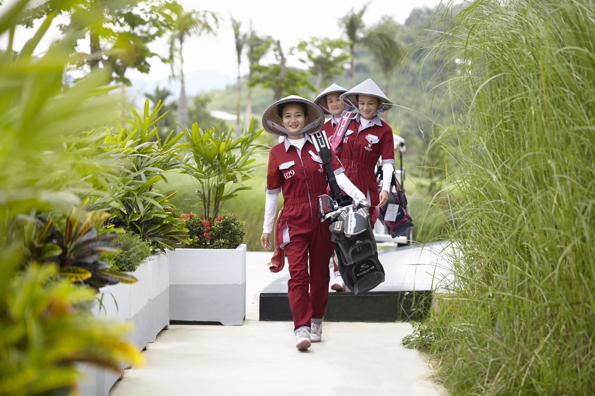 Caddies in Vietnam