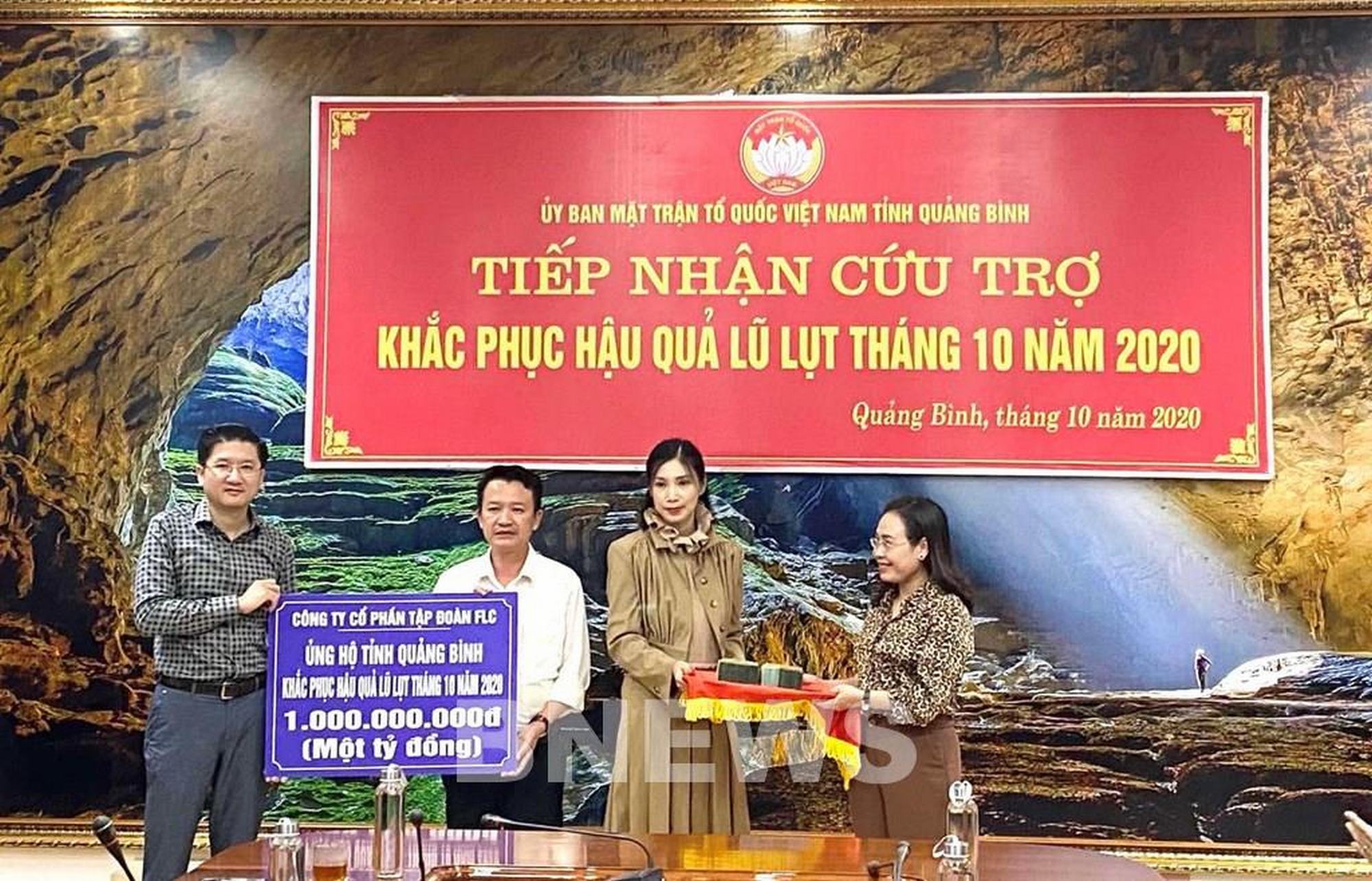 Tập đoàn FLC ủng hộ 1 Tỷ đồng cho tỉnh Quảng Bình khắc phục hậu quả mưa lũ