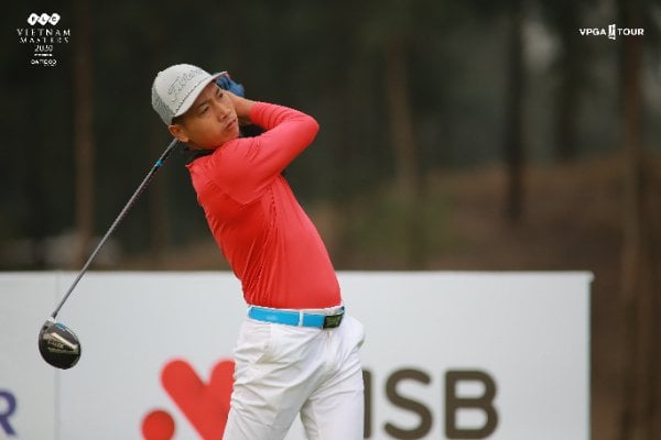 Golfer Đỗ Hồng Giang