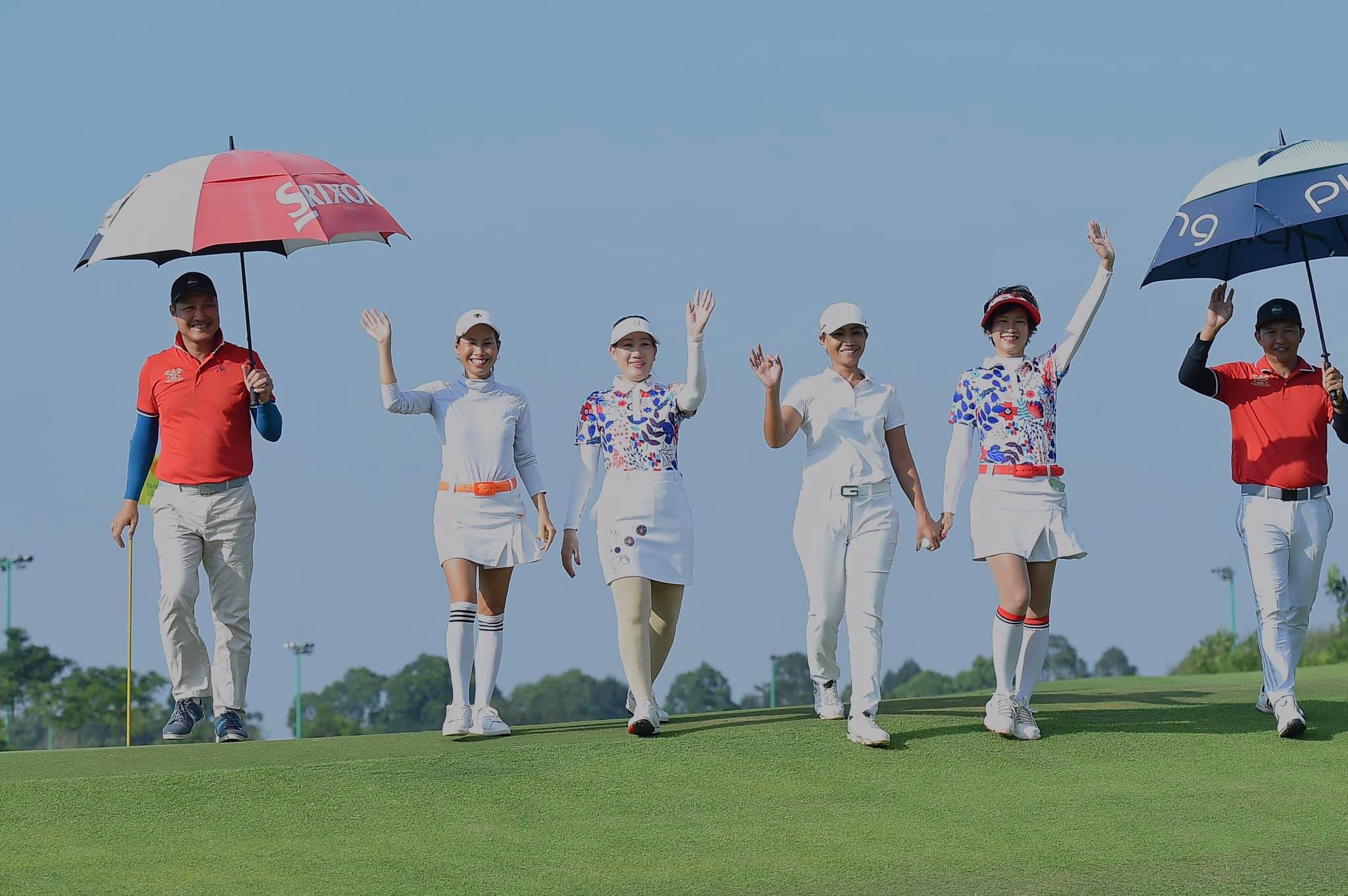 CLB Golf Ladies luôn ấn tượng với phong thái trẻ trung